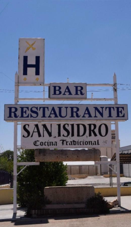 Hostal Restaurante San Isidro Quintanar de la Orden Exterior photo